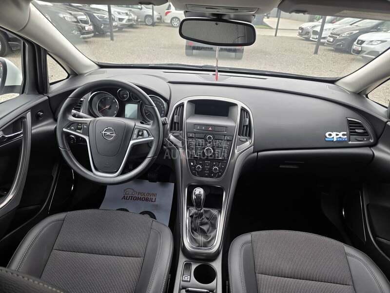 Opel Astra J 1.7 CDTI/ OPC LINE
