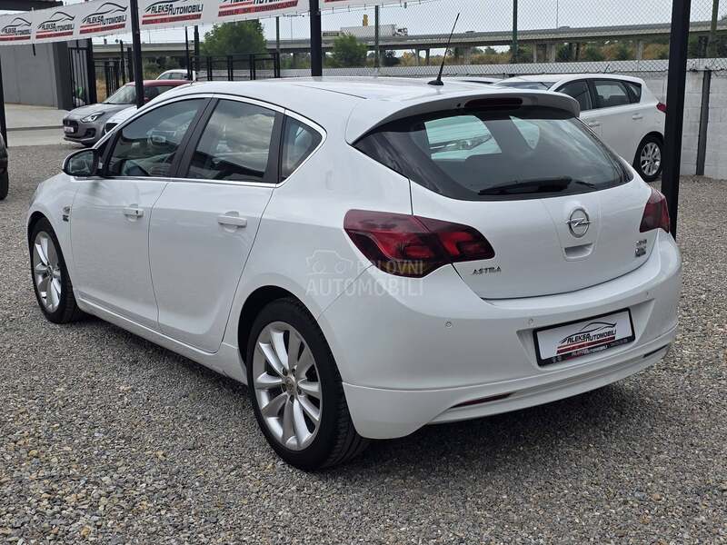 Opel Astra J 1.7 CDTI/ OPC LINE