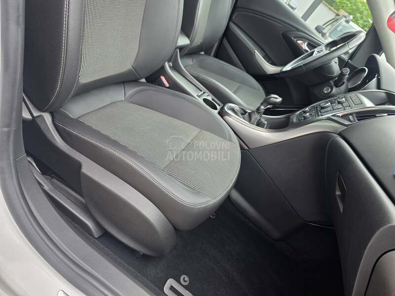 Opel Astra J 1.7 CDTI/ OPC LINE