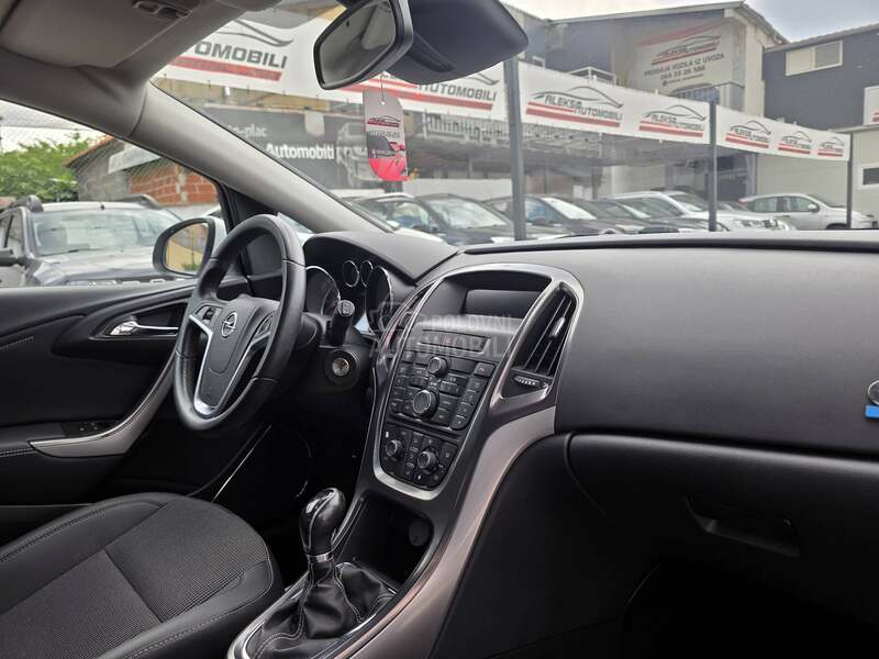 Opel Astra J 1.7 CDTI/ OPC LINE