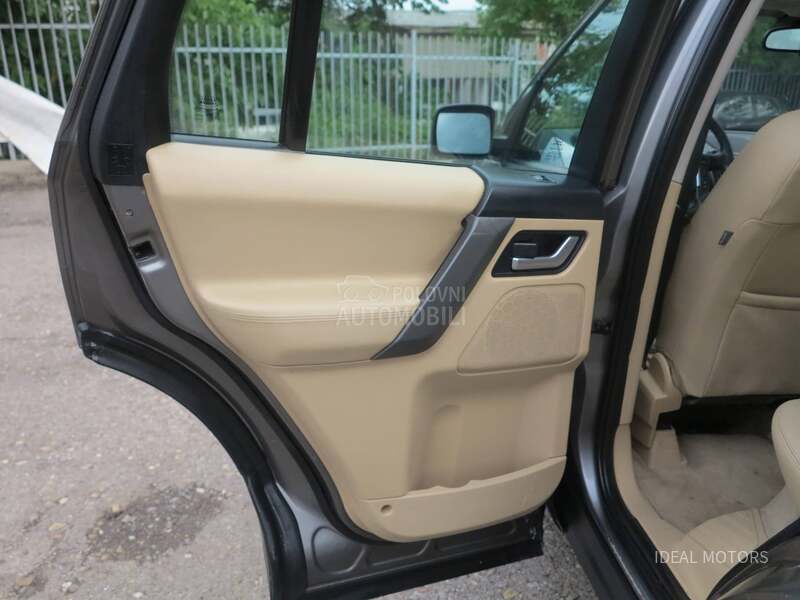 Land Rover Freelander 2.2 D HSE