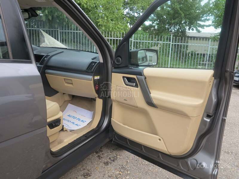 Land Rover Freelander 2.2 D HSE
