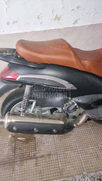 Piaggio Beverli 500