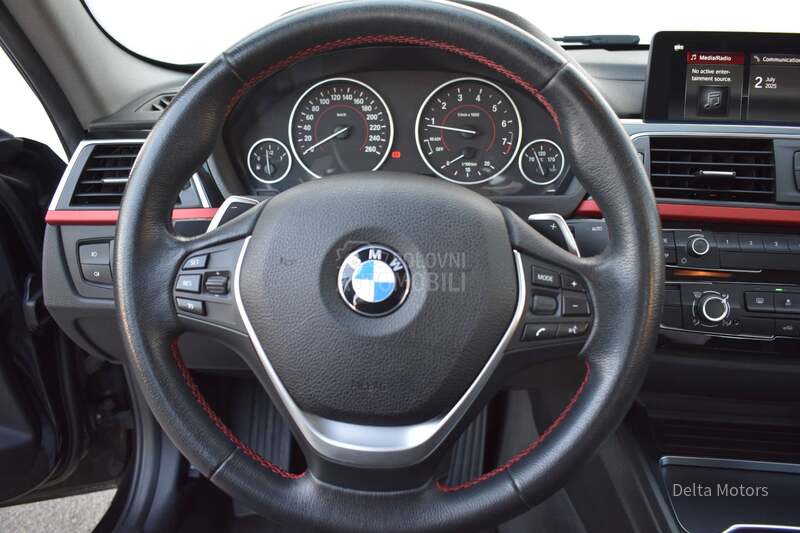 BMW 320 i Sport Line