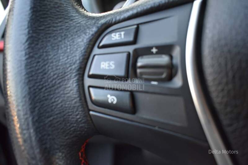 BMW 320 i Sport Line