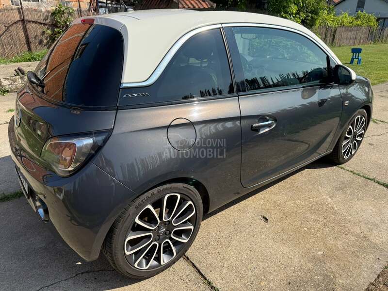 Opel Adam 