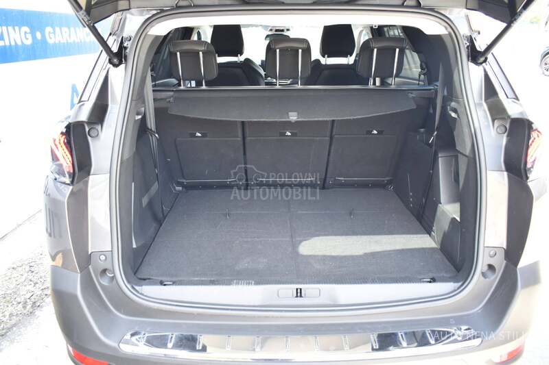 Peugeot 5008 Allure 1.5 Hdi AT