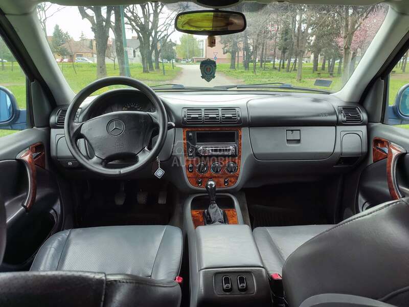 Mercedes Benz ML 230 