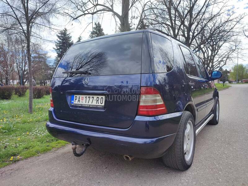 Mercedes Benz ML 230 