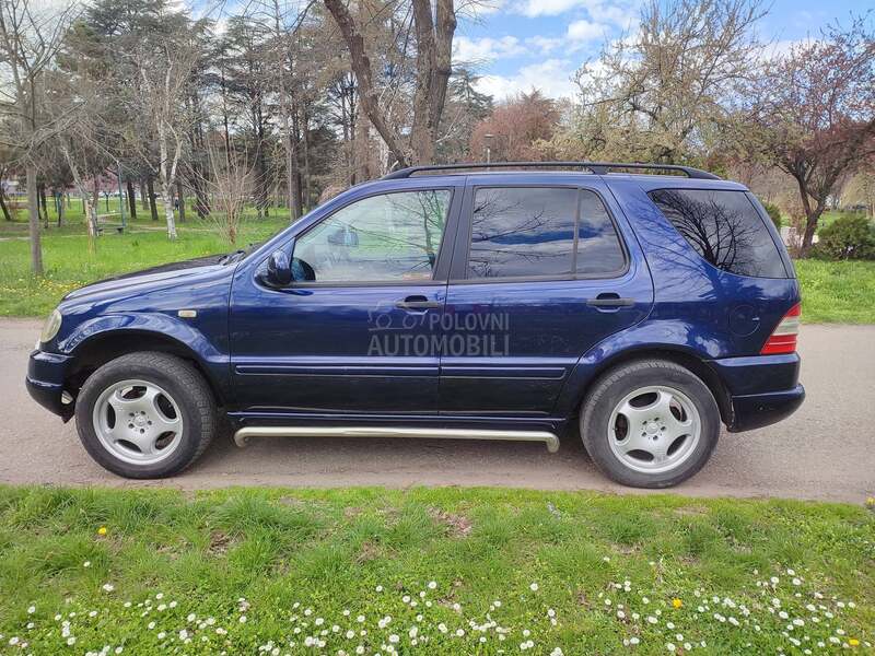 Mercedes Benz ML 230 
