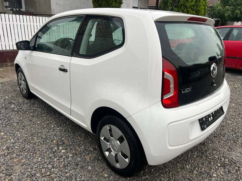 Volkswagen up! 