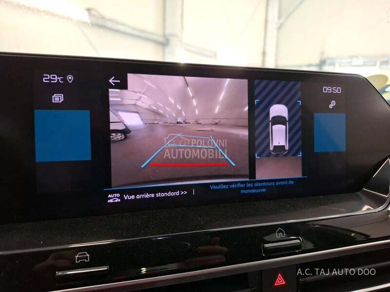 Citroen C4 1.5 EAT8 130 HEAD UP