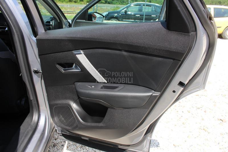 Citroen C4 1.5 EAT8 130 HEAD UP