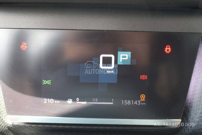 Citroen C4 1.5 EAT8 130 HEAD UP