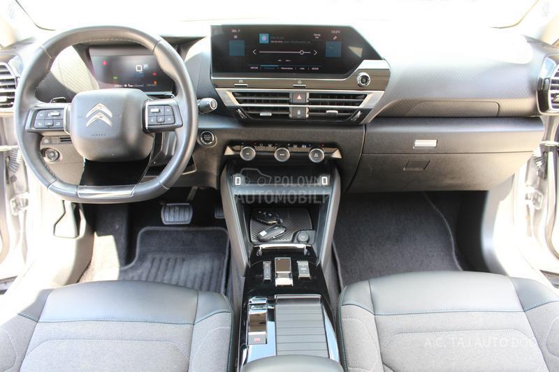 Citroen C4 1.5 EAT8 130 HEAD UP