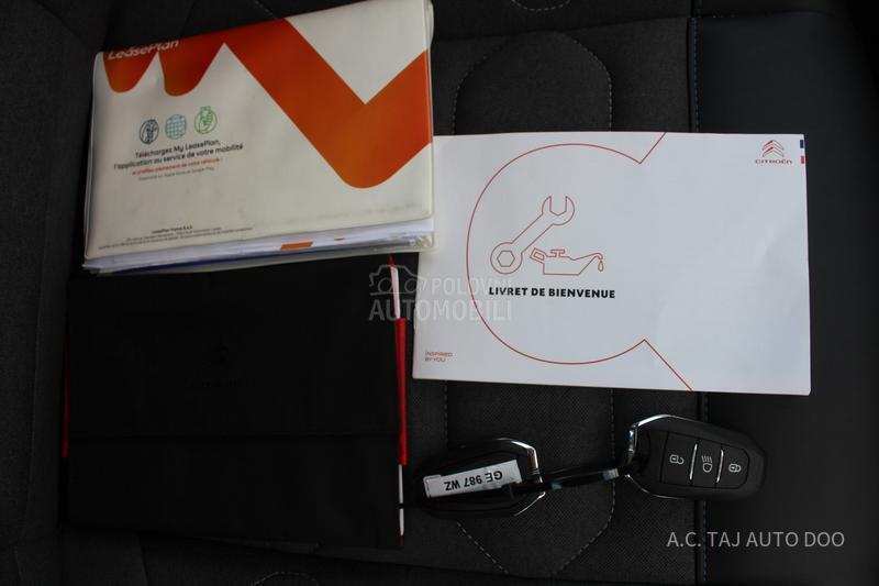 Citroen C4 1.5 EAT8 130 HEAD UP