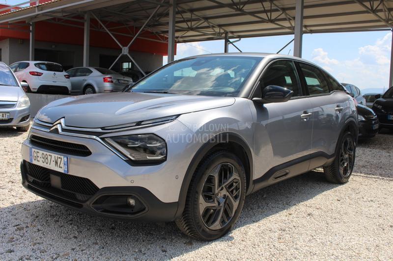 Citroen C4 1.5 EAT8 130 HEAD UP