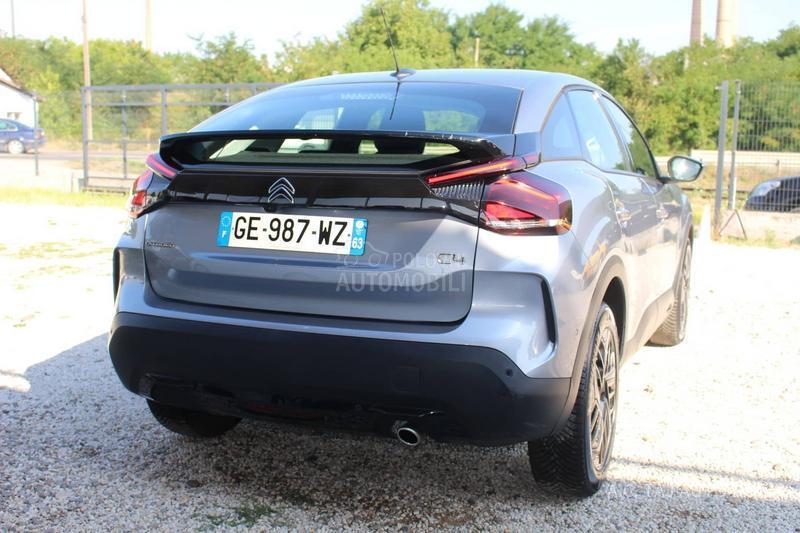 Citroen C4 1.5 EAT8 130 HEAD UP