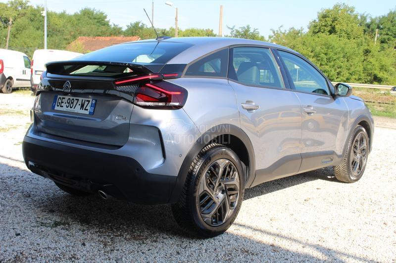 Citroen C4 1.5 EAT8 130 HEAD UP