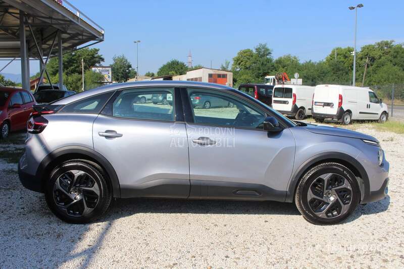 Citroen C4 1.5 EAT8 130 HEAD UP