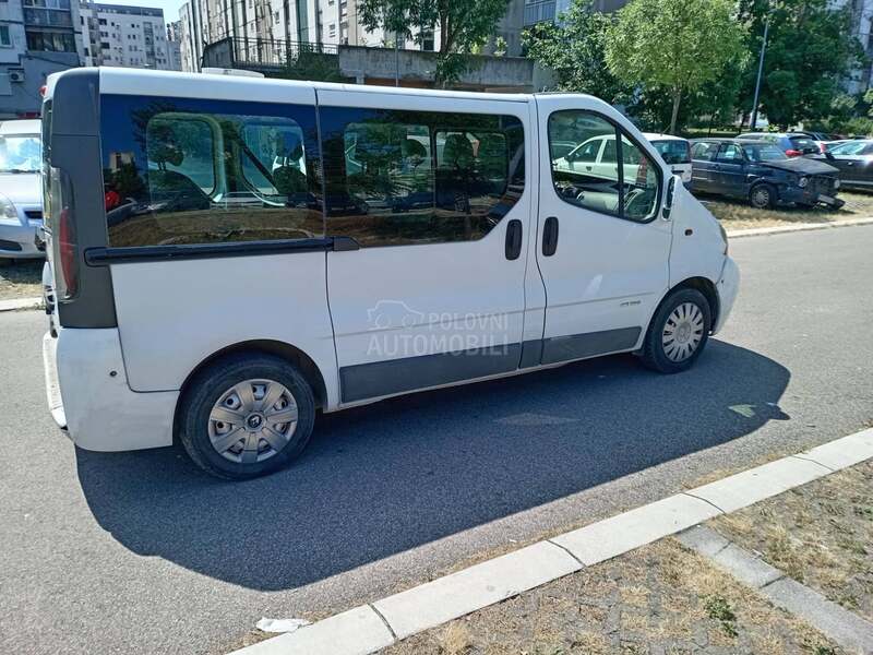 Renault Trafic 1.9 dci 100