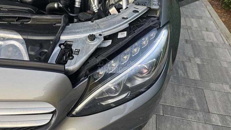 Mercedes Benz C 200 2.016v AMG look