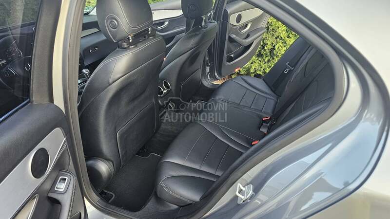 Mercedes Benz C 200 2.016v AMG look