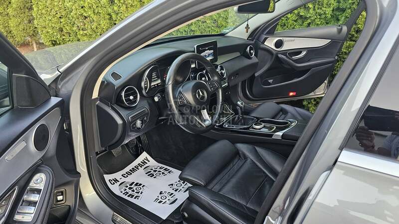 Mercedes Benz C 200 2.016v AMG look