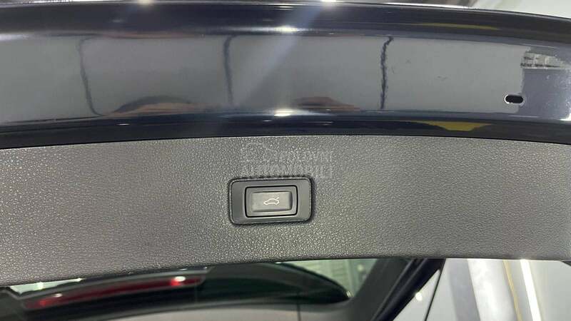 Audi Q7 s line