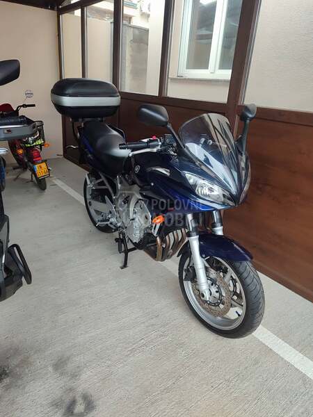 Yamaha Fazer nov