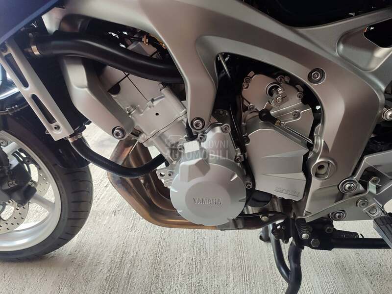 Yamaha Fazer nov