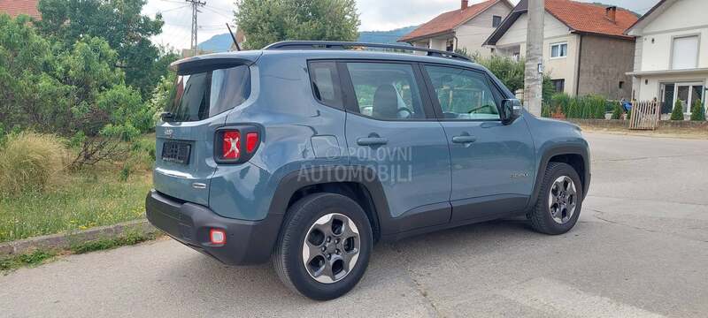Jeep Renegade LONGITUDE