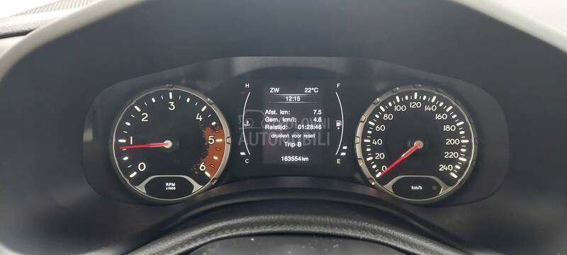 Jeep Renegade LONGITUDE