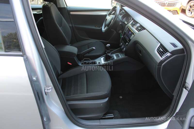 Škoda Octavia 1.6 TDI Ambition SW