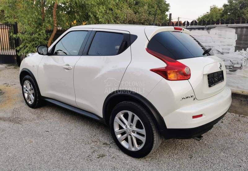 Nissan Juke 4x4 / A u t o m a t