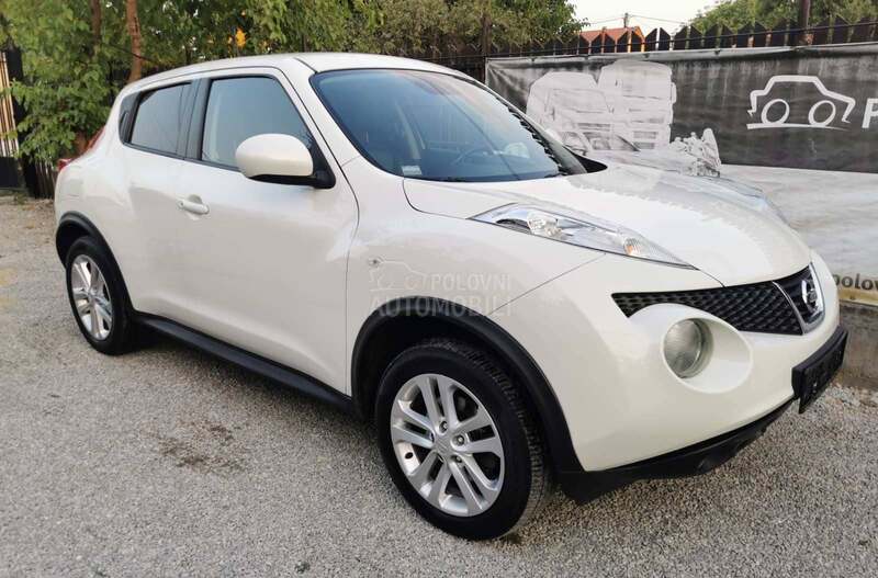 Nissan Juke 4x4 / A u t o m a t