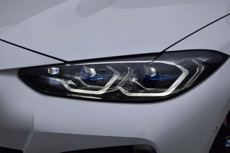 BMW M440i xDrive