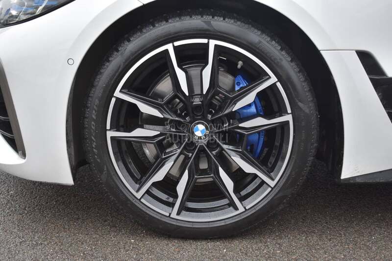 BMW M440i xDrive