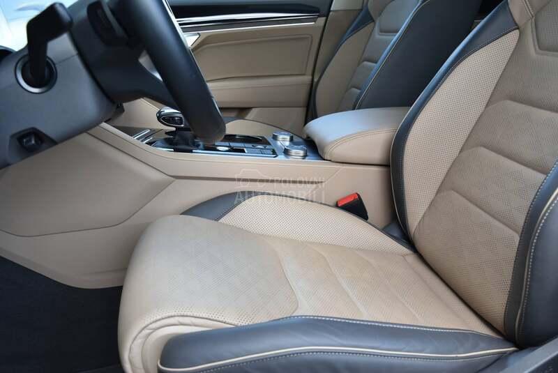 Volkswagen Touareg 3.0 Highline