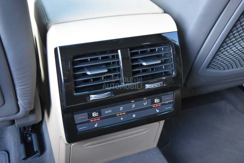 Volkswagen Touareg 3.0 Highline