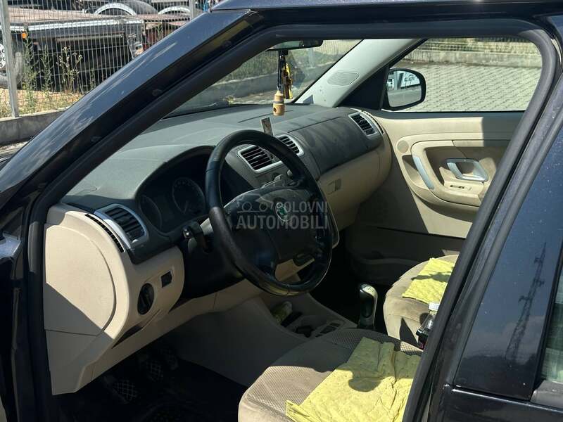 Škoda Roomster 