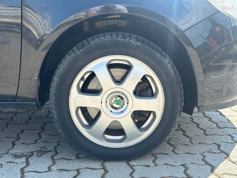 Škoda Roomster 