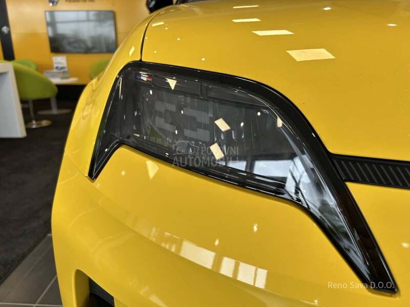 Renault 5 E-Tech Techno EV40 120hp
