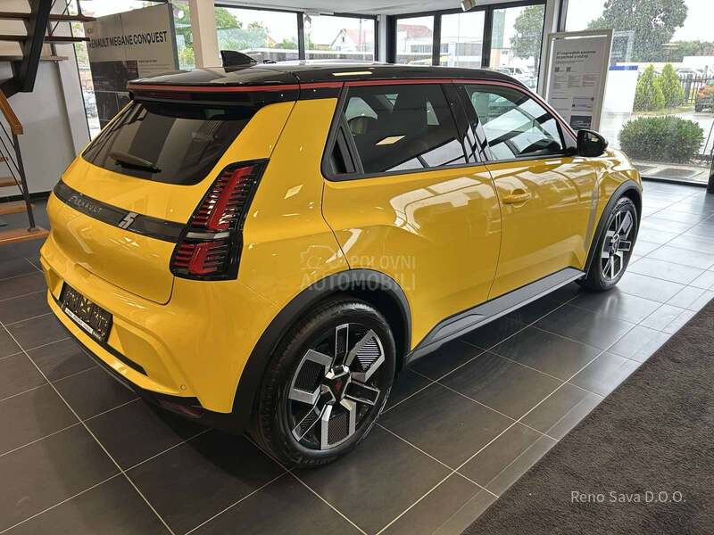 Renault 5 E-Tech Techno EV40 120hp
