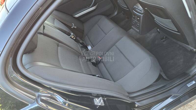 BMW 318 M.F Volan/TEMP/NAV.I