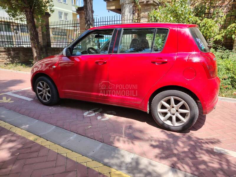 Suzuki Swift 1.3