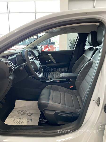 Citroen C4 PLUS 1.2L 130HP