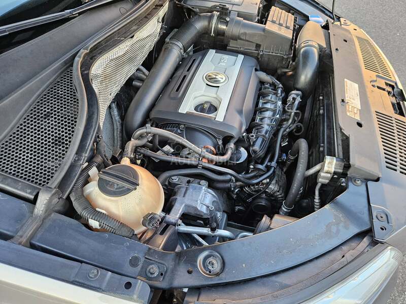 Volkswagen Tiguan 2.0 tsi dsg 4x4