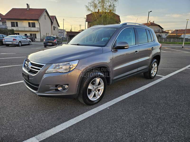Volkswagen Tiguan 2.0 tsi dsg 4x4