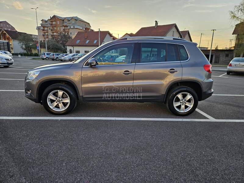 Volkswagen Tiguan 2.0 tsi dsg 4x4